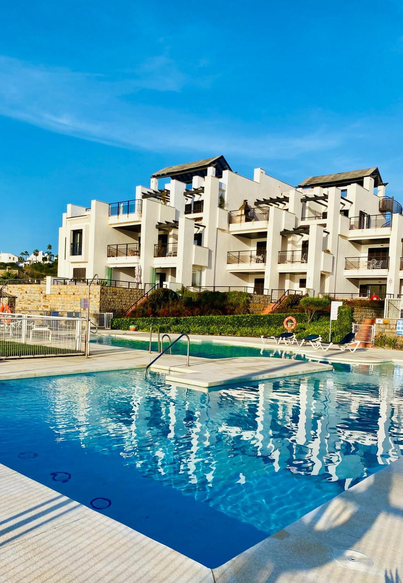 Sunshine Beach Front Complex, Wifi, Modern Casares Exterior photo